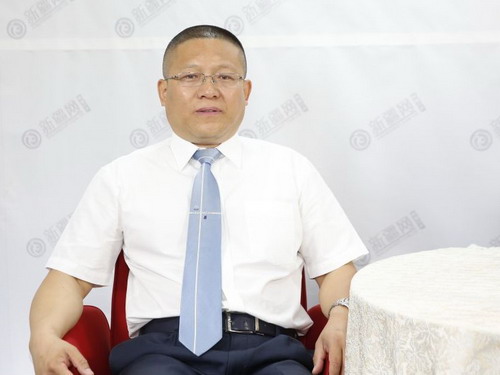 新疆德蓝股份有限公司董事长曾凡付 新疆德蓝股份有限公司董事长曾凡付