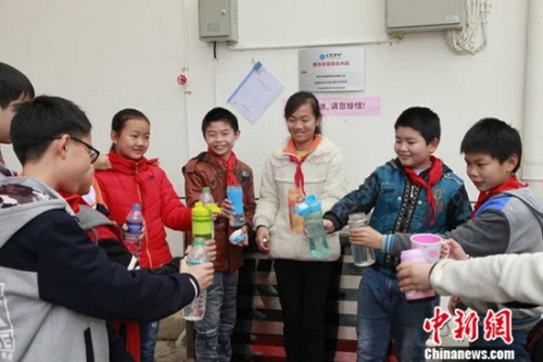 博天环境“智净未来”爱心水站在扬眉镇中心学校启用