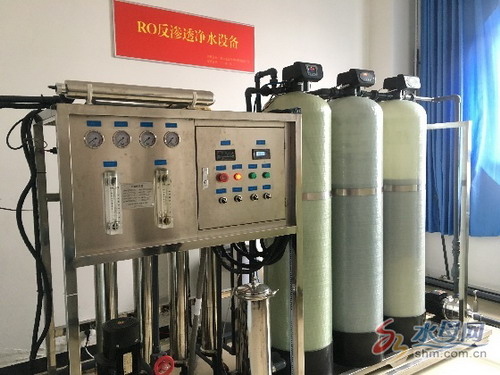 烟台金正环保爱心捐赠让南山路小学师生喝上了纯净水 烟台金正环保爱心捐赠让南山路小学师生喝上了纯净水