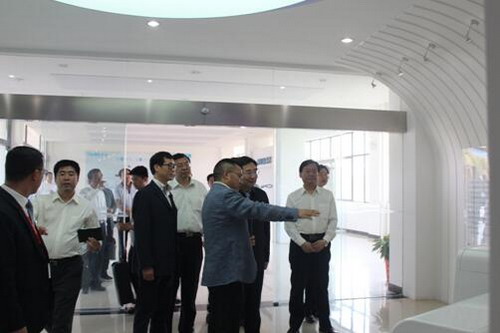 陕西省胡和平省长在浩泽陕西环保产业园调研指导工作 陕西省胡和平省长在浩泽陕西环保产业园调研指导工作