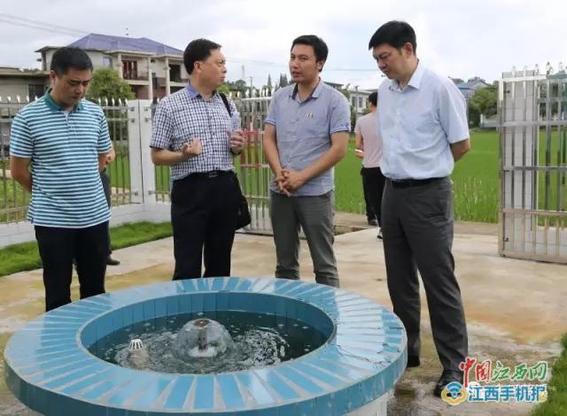 中国水务集团总裁刘勇一行来到江西博鑫精陶实地考察 中国水务集团总裁刘勇一行来到江西博鑫精陶实地考察