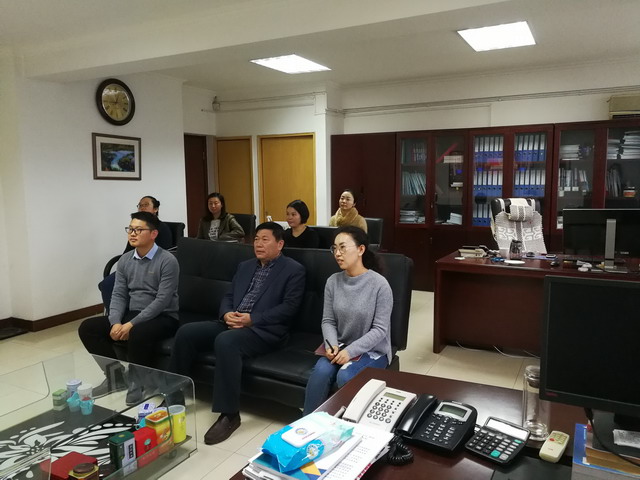 协会秘书处集中收看“十九大”开幕式聆听总书记报告