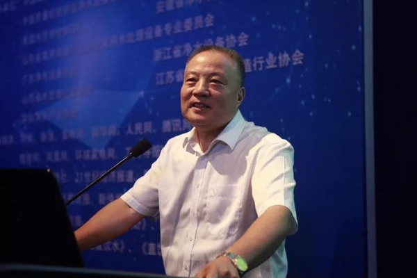侯立安院士获2017年度何梁何利基金科学与技术进步奖 侯立安院士获2017年度何梁何利基金科学与技术进步奖