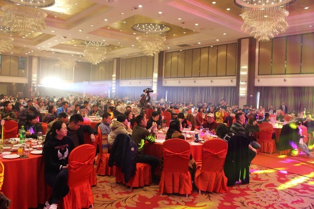 陈良刚携夫人陈漫女士出席立升华南片区迎新春联欢会 陈良刚携夫人陈漫女士出席立升华南片区迎新春联欢会