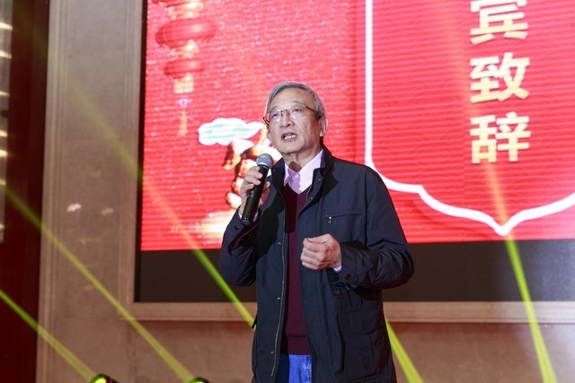 陈良刚携夫人陈漫女士出席立升华南片区迎新春联欢会 陈良刚携夫人陈漫女士出席立升华南片区迎新春联欢会