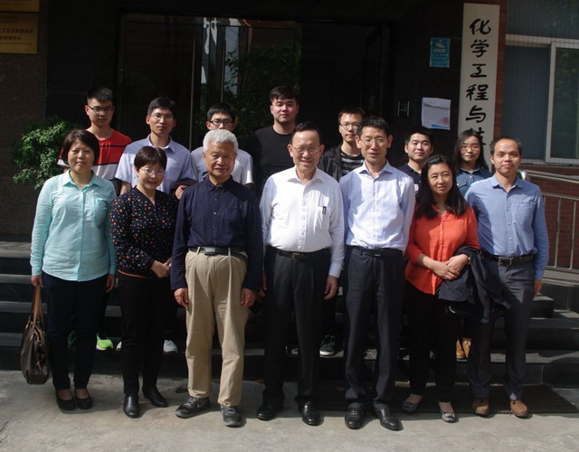 祝振鑫研究员一行四人参观访问西安交通大学化工学院