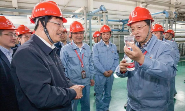 胡祖才调研视察江苏凯米承建的扬子石化中水回用项目 胡祖才调研视察江苏凯米承建的扬子石化中水回用项目