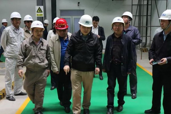 全国工商联南存辉副主席一行前往青海在启迪清源考察 全国工商联南存辉副主席一行前往青海在启迪清源考察