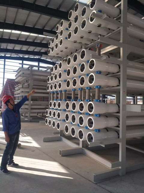 李克强总理在浙江石化舟山基地考察杭水中心海淡工程