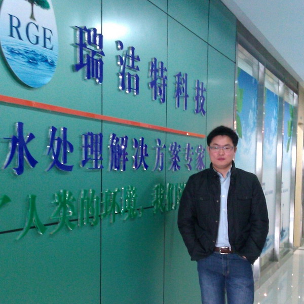 “南京好人”周保昌:一张薄膜解决黑臭河水处理难题 “南京好人”周保昌:一张薄膜解决黑臭河水处理难题