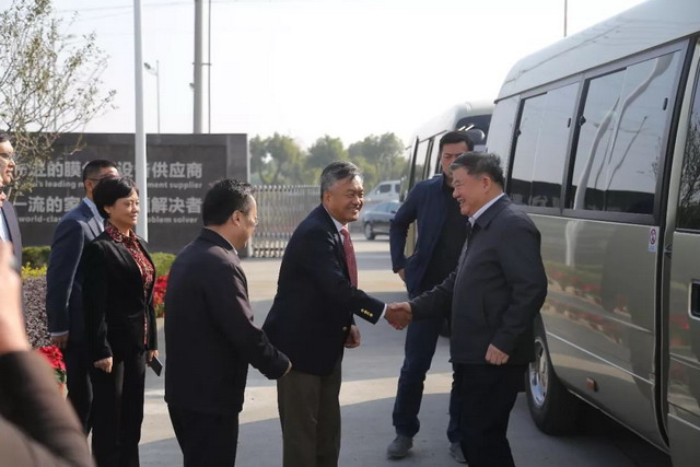 全国人大副委员长陈竺和联合国官员到访立升苏州基地 全国人大副委员长陈竺和联合国官员到访立升苏州基地