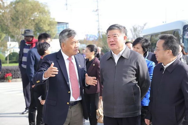 全国人大副委员长陈竺和联合国官员到访立升苏州基地 全国人大副委员长陈竺和联合国官员到访立升苏州基地