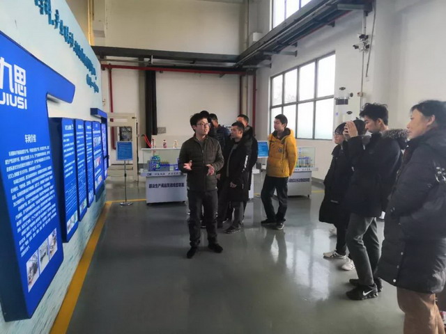 南京工业大学2011学院学生来到江苏膜科技产业园参观 南京工业大学2011学院学生来到江苏膜科技产业园参观