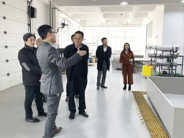 工信部节能司王建雄处长率调研组莅临大连碧菲膜考察 工信部节能司王建雄处长率调研组莅临大连碧菲膜考察