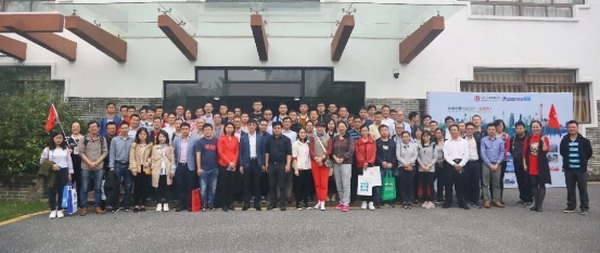 参观京溪水厂MBR培训学员被美能膜的超长寿命震撼到了 参观京溪水厂MBR培训学员被美能膜的超长寿命震撼到了