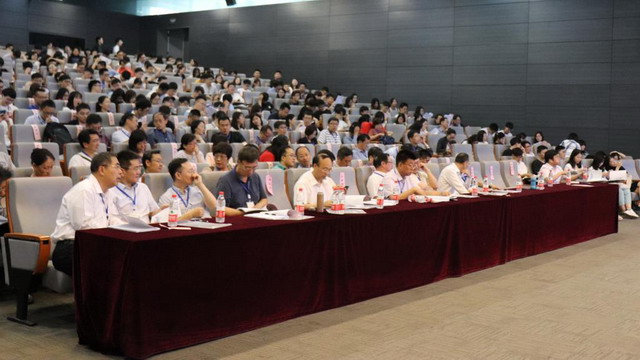京津冀研究生膜技术论坛颁北京膜学会杰出青年成果奖 京津冀研究生膜技术论坛颁北京膜学会杰出青年成果奖