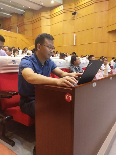 碧水源副总裁和总工来到武汉为相关企业开办专题讲座 碧水源副总裁和总工来到武汉为相关企业开办专题讲座