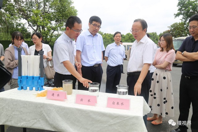 市政协主席一行视察凯米膜玄武湖湖滨水质净化站项目 市政协主席一行视察凯米膜玄武湖湖滨水质净化站项目