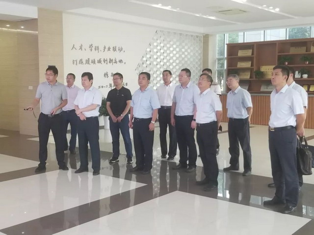 连云港徐圩新区考察江苏膜科技产业园后表达合作意向 连云港徐圩新区考察江苏膜科技产业园后表达合作意向