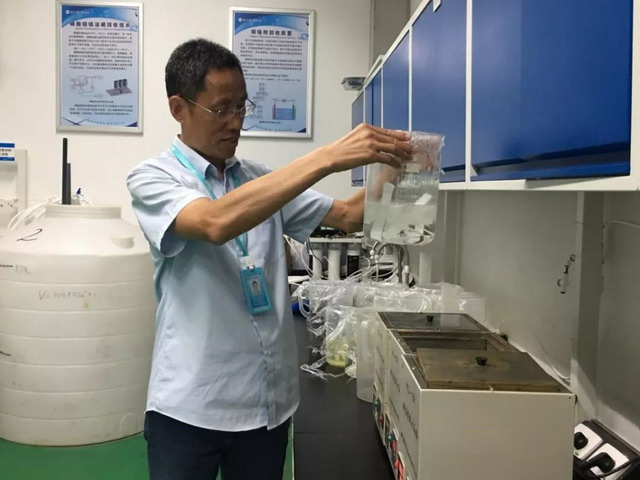 研读硕士学位期间入手膜研究却成了李锁定毕生的事业 研读硕士学位期间入手膜研究却成了李锁定毕生的事业