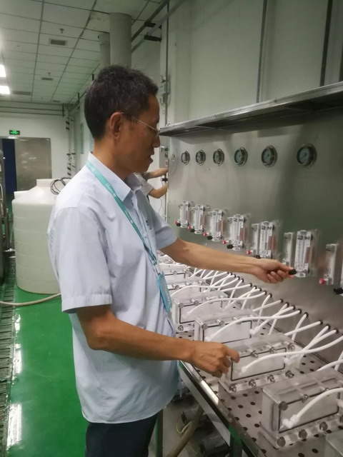 研读硕士学位期间入手膜研究却成了李锁定毕生的事业 研读硕士学位期间入手膜研究却成了李锁定毕生的事业