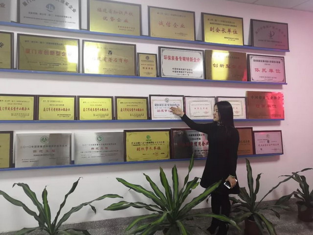“膜工业界最会画画的,画家里最懂膜技术的”江素梅 “膜工业界最会画画的,画家里最懂膜技术的”江素梅