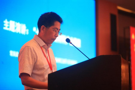 工业和信息化部原材料工业司综合处处长常国武