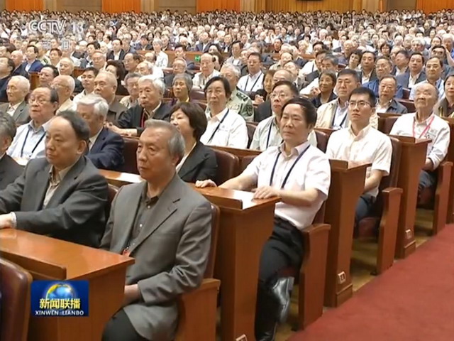 习近平总书记出席两院院士大会开幕会并发表重要讲话 习近平总书记出席两院院士大会开幕会并发表重要讲话